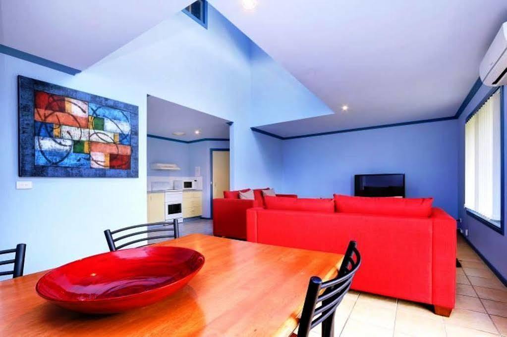 Phillip Island Off-Track Accommodation 카우즈 외부 사진