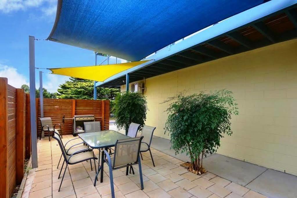 Phillip Island Off-Track Accommodation 카우즈 외부 사진