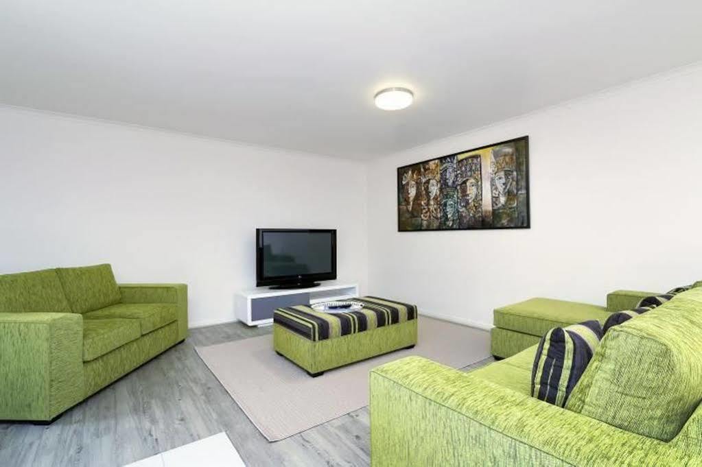 Phillip Island Off-Track Accommodation 카우즈 외부 사진