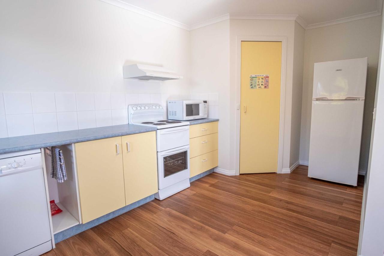 Phillip Island Off-Track Accommodation 카우즈 외부 사진